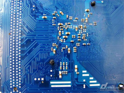 臺積電10納米芯片試產成功，開啟集成電路新紀元——從制程突破看產業發展與未來趨勢